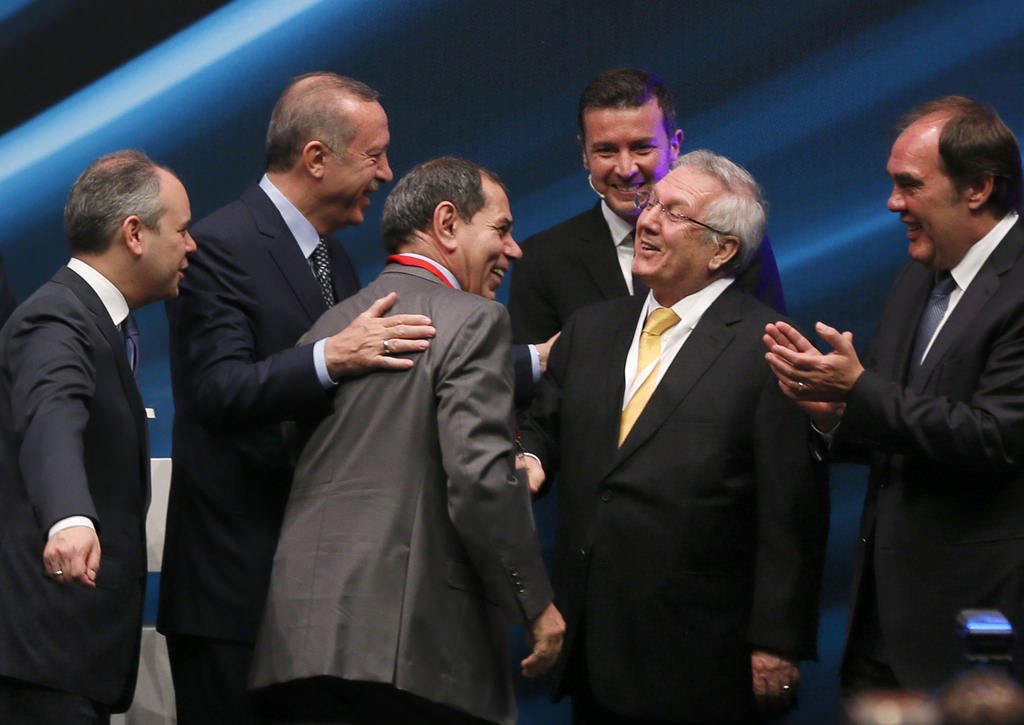 Aziz Yıldırım 24-7 Dursun Özbek