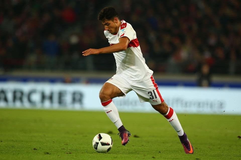 BERKAY ÖZCAN (STUTTGART)
