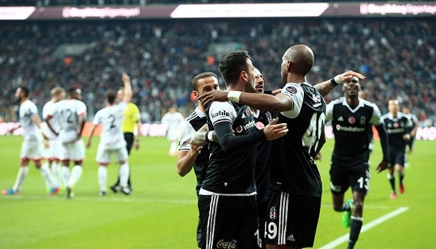 'Beşiktaş devlerle yarışıyor