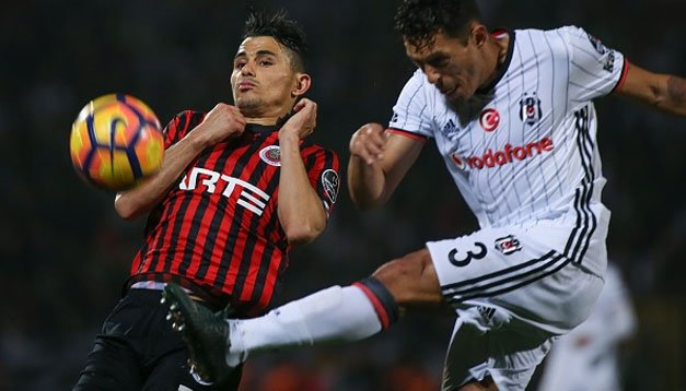 Beşiktaş-Gençlerbirliği karşılaşmasının 11'i