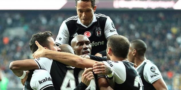 Beşiktaş, Vodafone Arena’da coşuyor