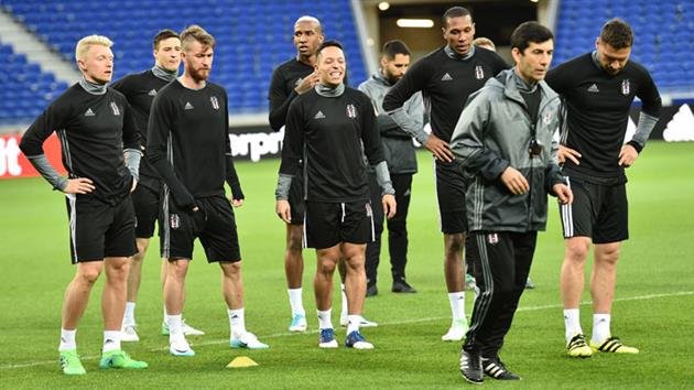 Beşiktaş’a Lyon maçı öncesinde iki kötü haber!
