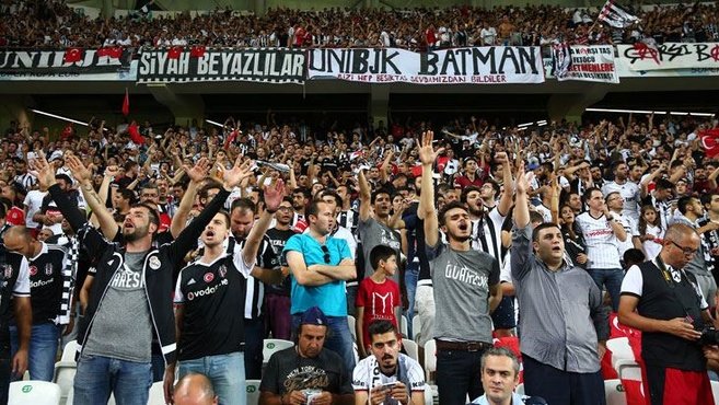 Beşiktaşlı taraftara 2 ay hapis!
