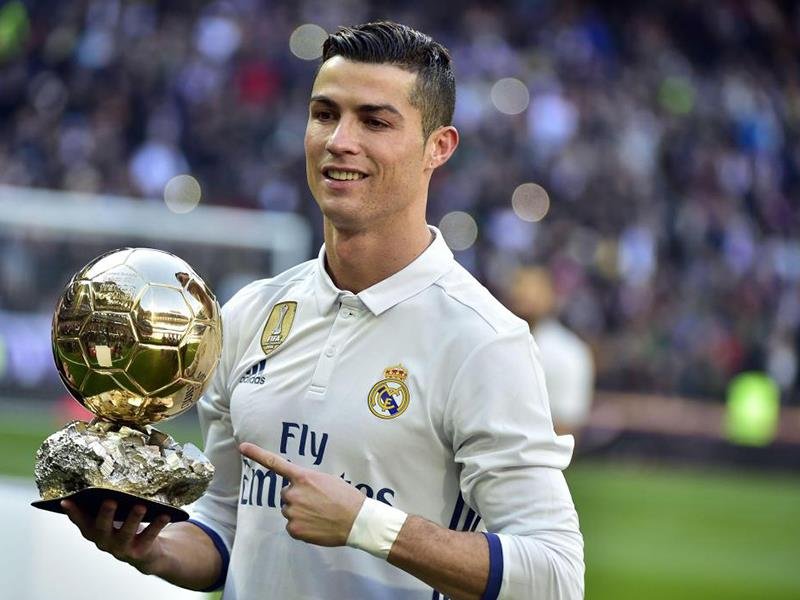 Cristiano Ronaldo - 870 milyon euro