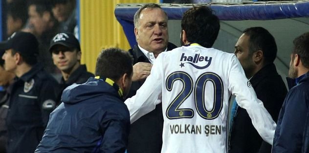 ’’Dalga geçiyor!’’