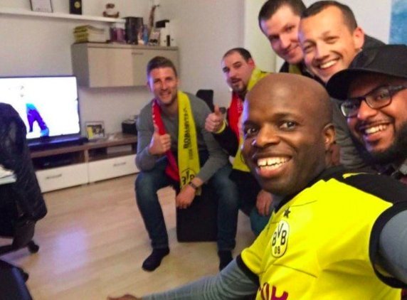 Dortmund taraftarları Monaco'luları misafir etti