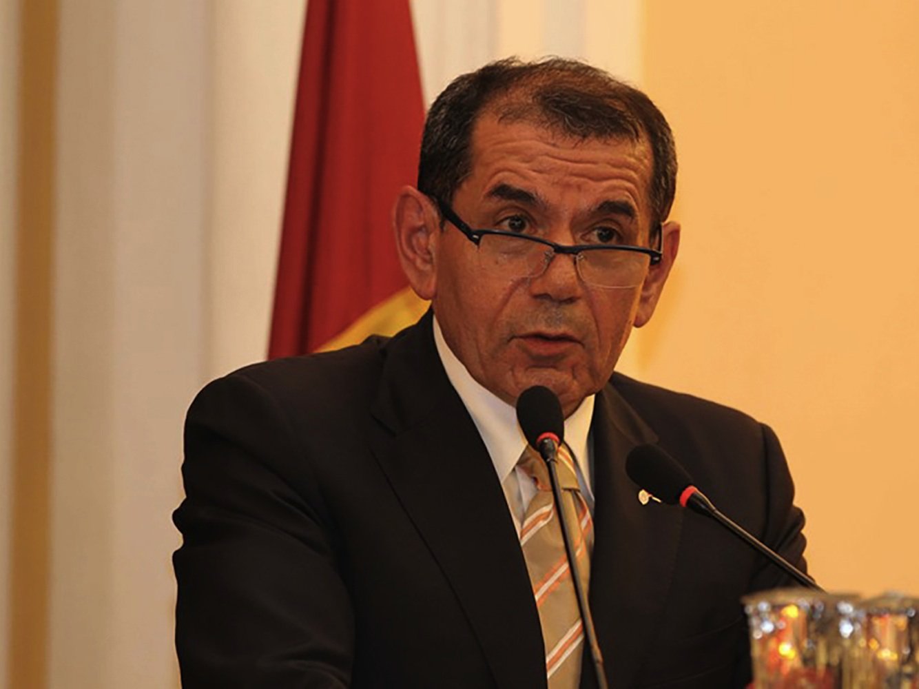 'Dursun Özbek: ''Transferlerde hatalar yaptık!''