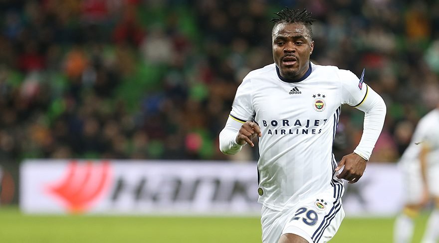 Emenike yönetimi şaşkına çevirdi!