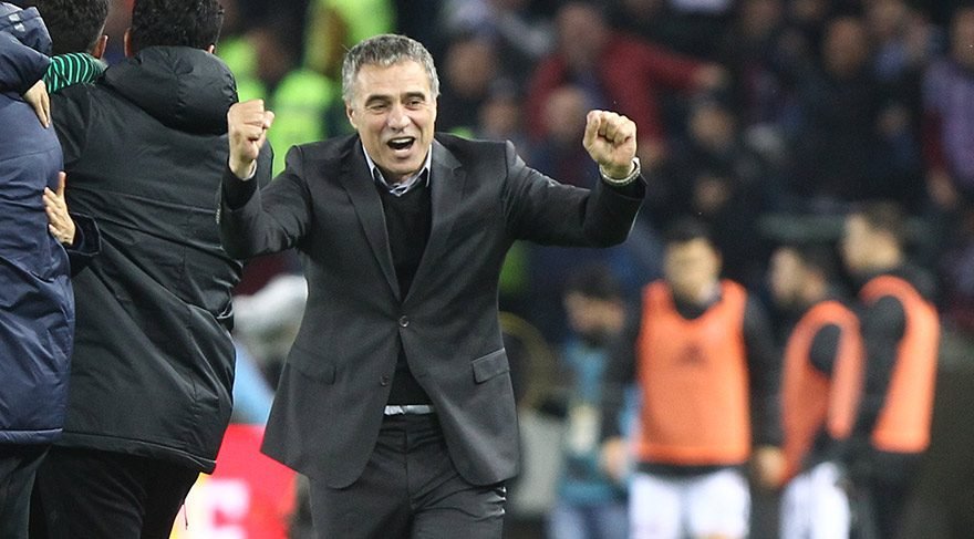 Ersun Yanal, Beşiktaş maçını mercek altına aldı