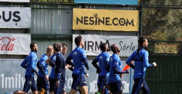 Fenerbahçe, Galatasaray maçı hazırlıklarını sürdürdü
