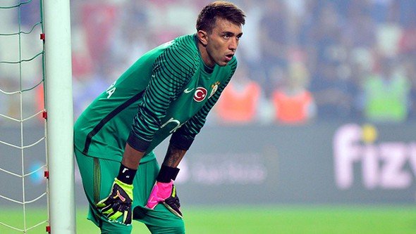 Fenerbahçe’ye Fernando Muslera dersi