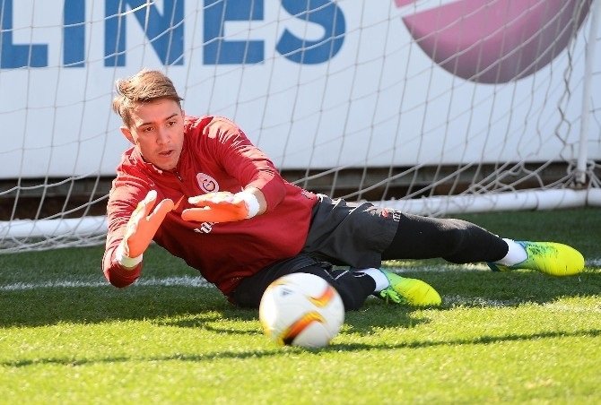 'Fenerbahçe'ye Fernando Muslera dersi
