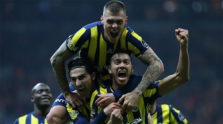 Fenerbahçe'ye transfer için gün sayıyor