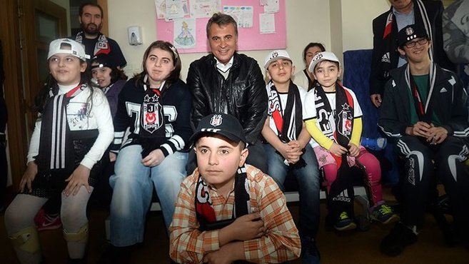 Fikret Orman’dan engelli çocuklara ziyaret