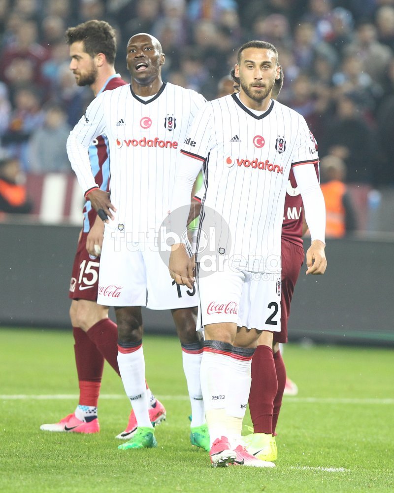 Fransızlar evinde gol makinesi
