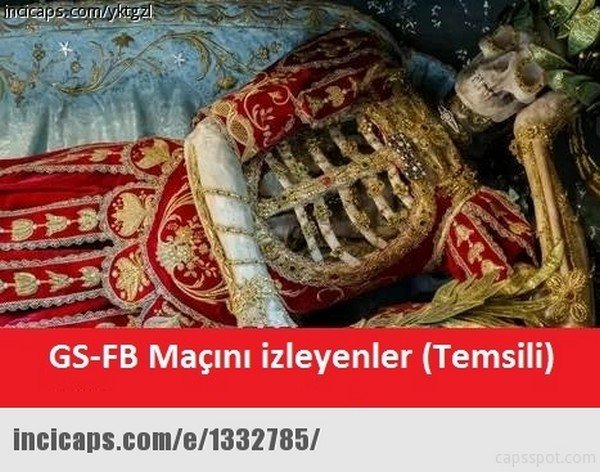 Galatasaray - Fenerbahçe derbisinin capsleri