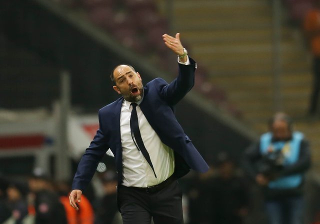 'Galatasaray'da flaş gelişme! Yolcular...