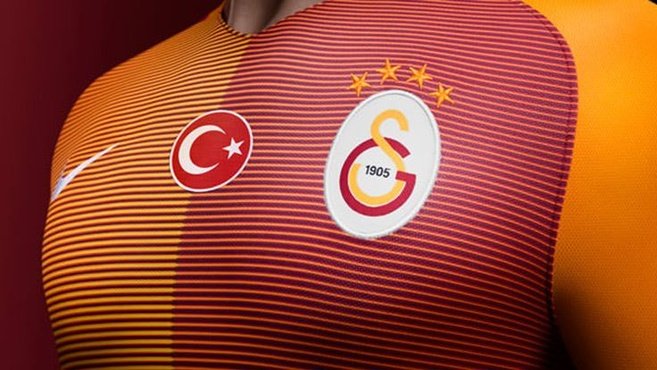 Galatasaray’da ilginç olay! Denemeye aldılar, imza attıramayacaklar...