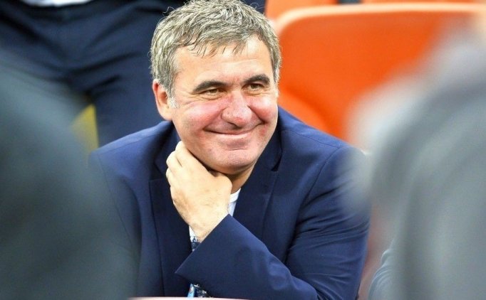 'Galatasaray'da son dakika! Hagi...