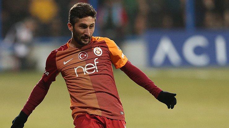 Galatasaray’da son dakika! Kadro dışı kaldı, tesisleri terk etti...