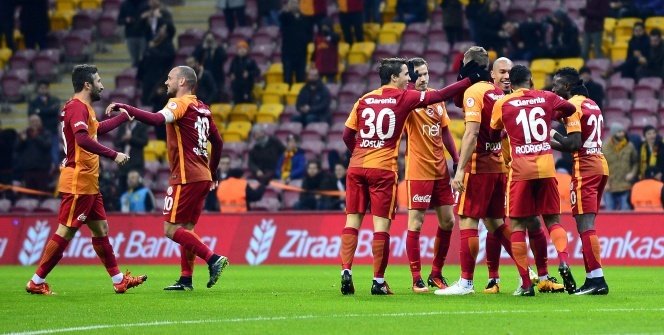 Galatasaray'da yıldızlara veda vakti