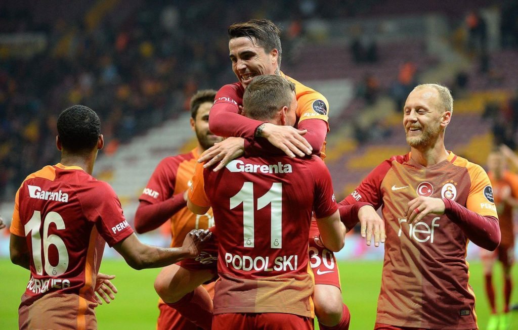 'Galatasaray'da yılın sürprizi! Dev transfere rapor