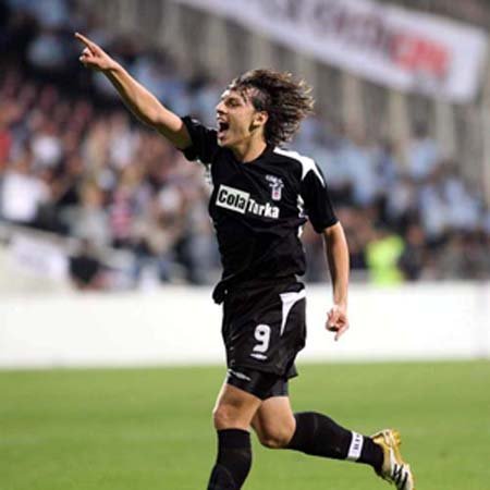GÖKHAN GÜLEÇ - BEŞİKTAŞ