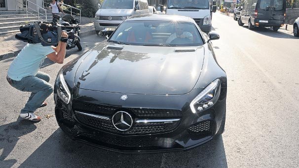 Gökhan Töre: Mercedes G-900 bin TL