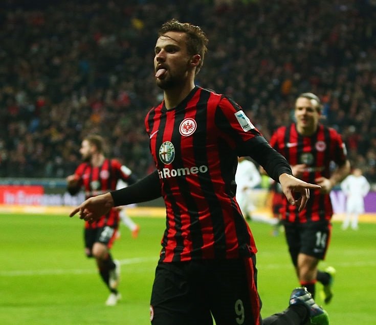 Haris Seferovic - Eintracht Frankfurt - 3,50 milyon Euro
