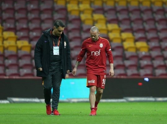 Igor Tudor ve oyuncular karşı karşıya!