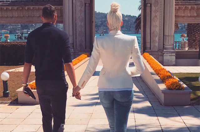 'Jelena Karleusa'dan Dusko Tosic'e destek