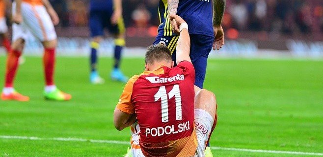 Lukas Podolski: 2.lig, 3.lig takımları bile...