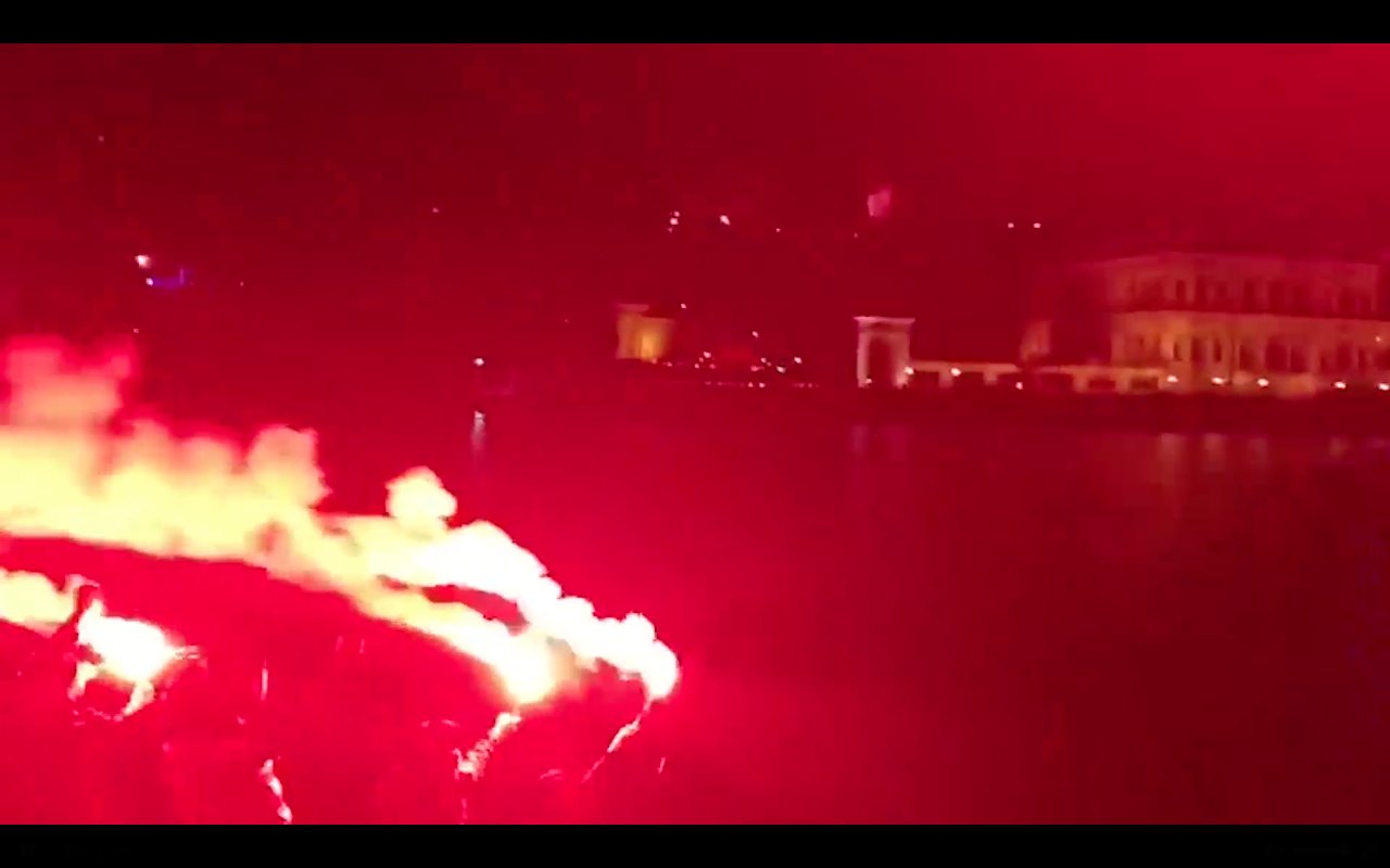Lyon’a gece yarısı mehter marşı dinlettiler