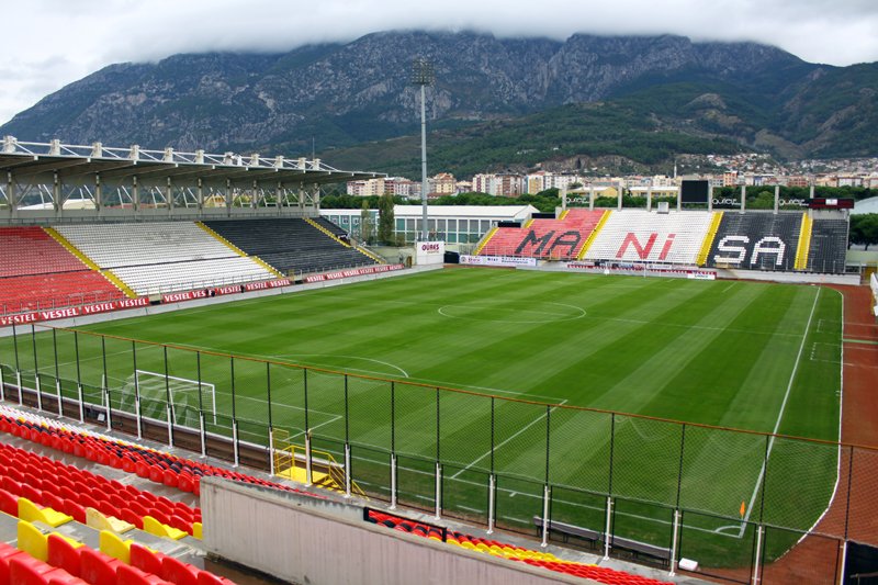 Manisa 19 Mayıs Stadı - 1 maç