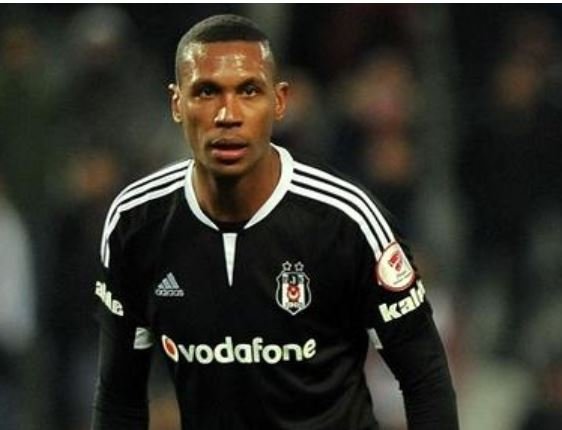 Marcelo 29 yaşında, Kjaer 28