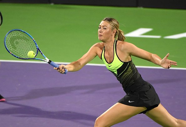 Maria Sharapova kortlara dönüyor