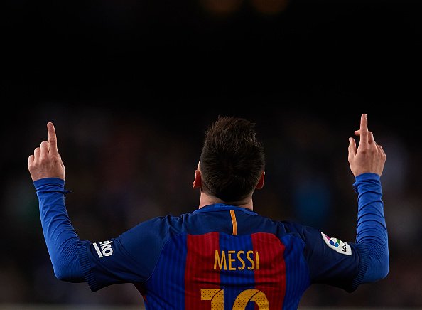 Messi, 500. golün eşiğinde