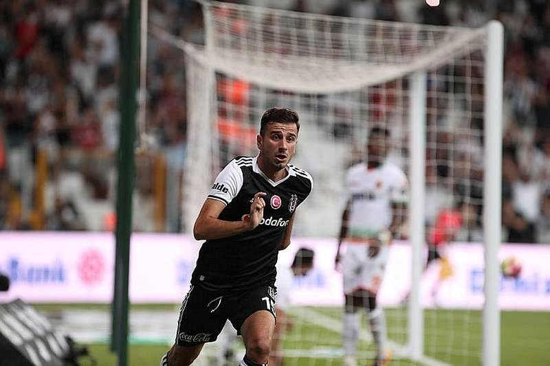 Oğuzhan Özyakup için servet