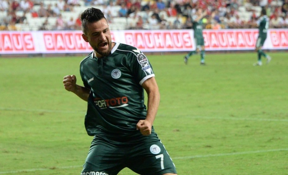 Ömer Ali Şahiner - Ajax