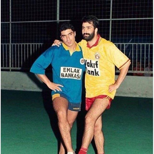 Özcan Deniz - FenerbahçeMahsun Kırmızıgül - Galatasaray