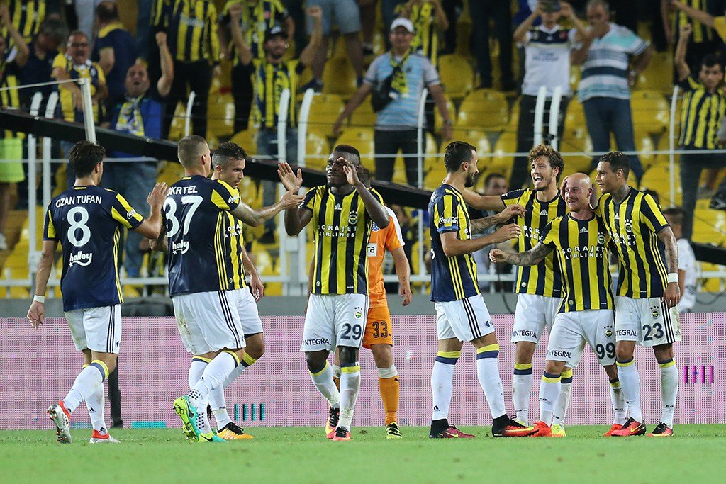 'PAOK, Fenerbahçeli futbolcunun peşinde