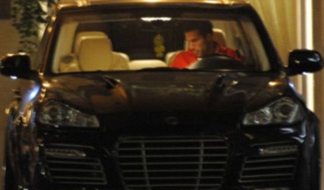 Persie: Porsche Cayenne 750 bin TL