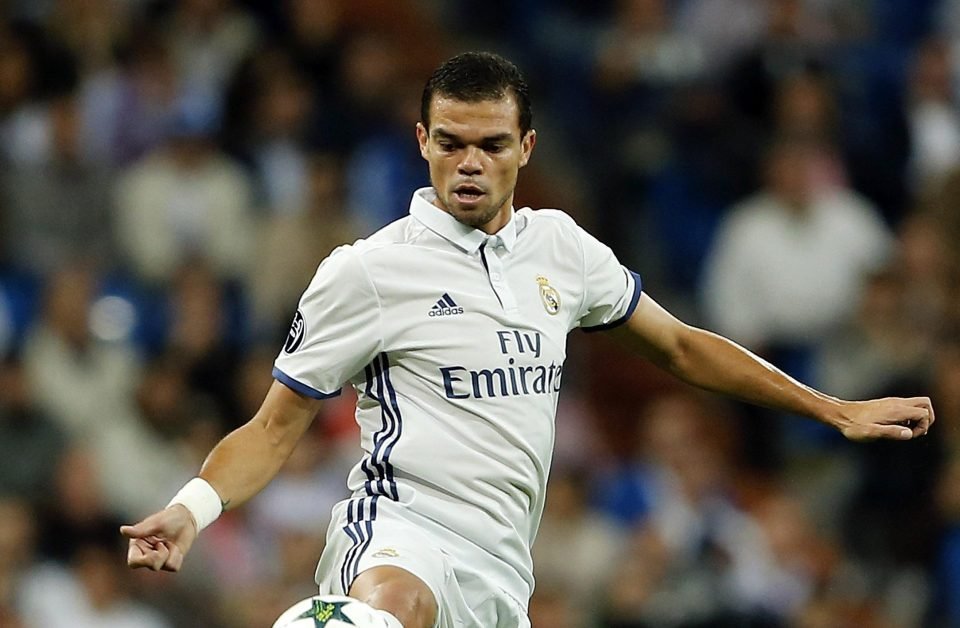 Real Madrid’in yıldızıyla görüşme başladı!