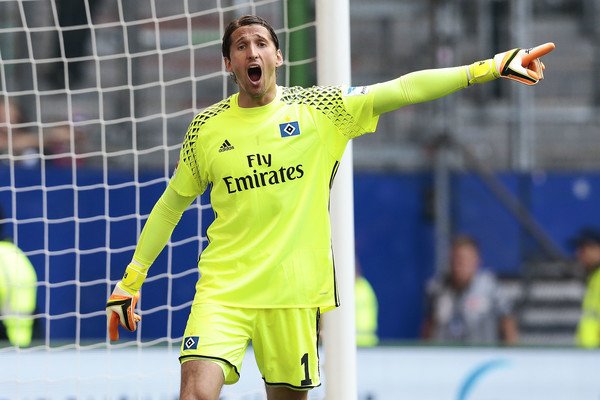 Rene Adler - Hamburg - 2,50 milyon Euro