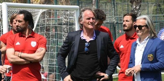 Riekerink’ten taş