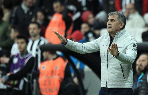 Şenol Güneş: Yine elimi öpmeye gelmiştir