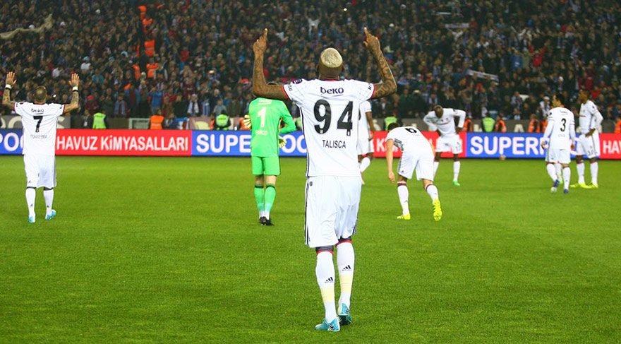 Talisca Messi’yi yakaladı