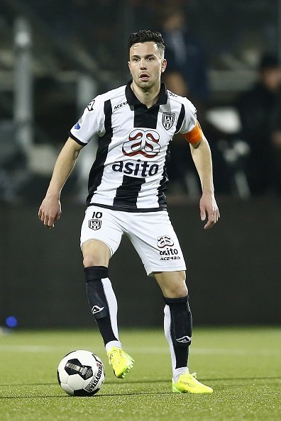 Thomas Bruns - Heracles - 2,50 mil. Euro