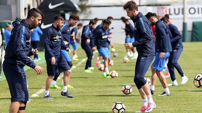 Trabzonspor, Çaykur Rizespor maçı hazırlıklarını sürdürdü