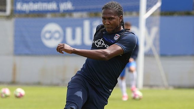 Trabzonspor’da forvette forma rekabeti